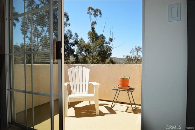 9730 Mustang Way, Sunland, CA 91040