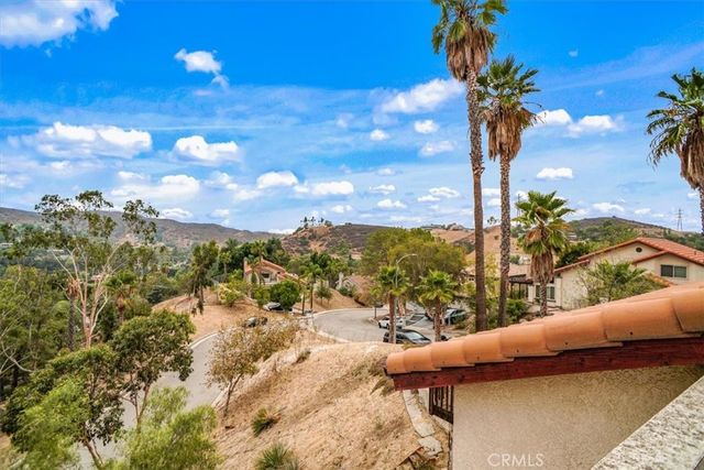 9730 Mustang Way, Sunland, CA 91040