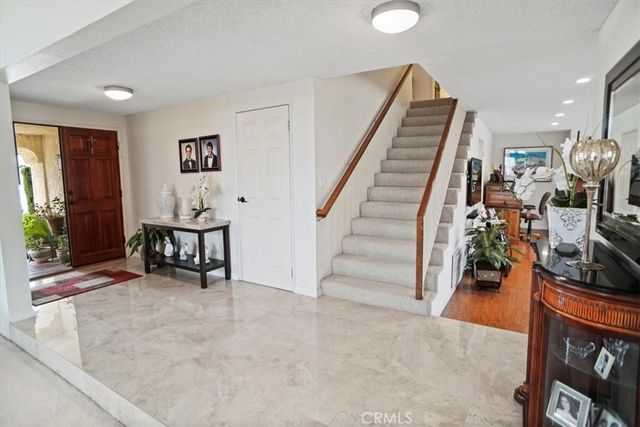9730 Mustang Way, Sunland, CA 91040