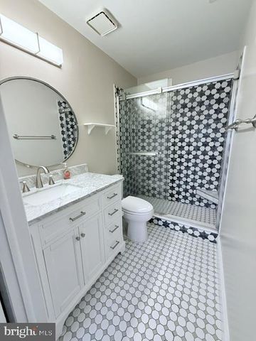 511 RAVENS CREST DR, Plainsboro, NJ 08536