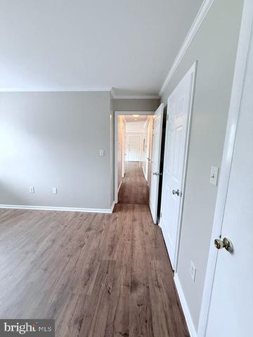 511 RAVENS CREST DR, Plainsboro, NJ 08536
