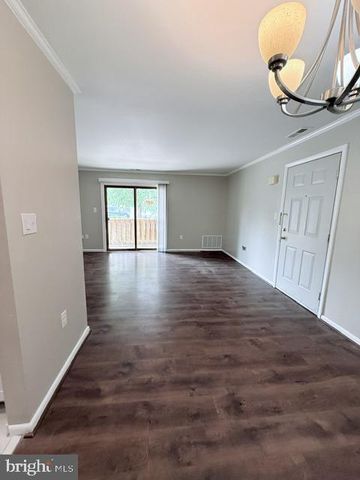 511 RAVENS CREST DR, Plainsboro, NJ 08536