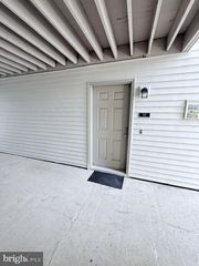 511 RAVENS CREST DR, Plainsboro, NJ 08536