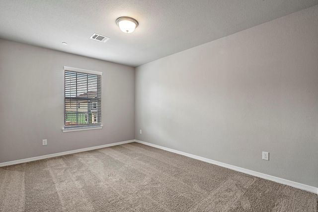 2311 Seven Oaks Boulevard 13, Tomball, TX 77375