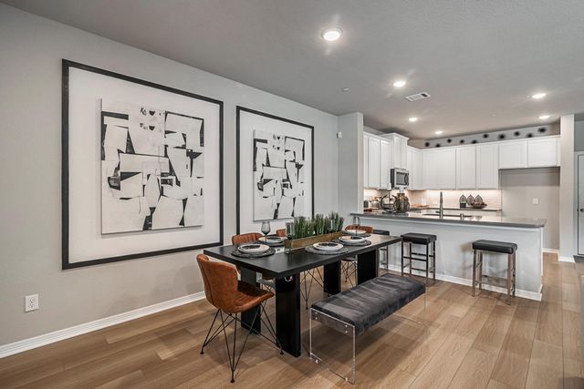 2311 Seven Oaks Boulevard 13, Tomball, TX 77375