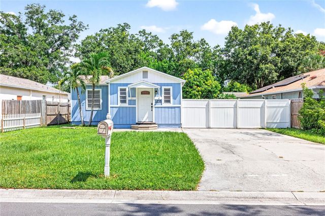 4035 40TH AVENUE N, St Petersburg, FL 33714