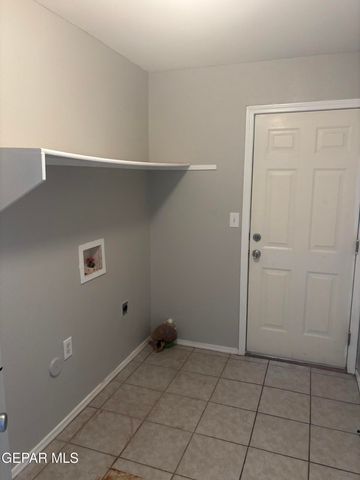10281 Valle Del Mar Drive, Socorro, TX 79927