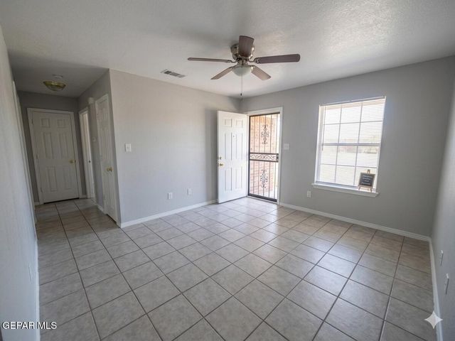 10281 Valle Del Mar Drive, Socorro, TX 79927