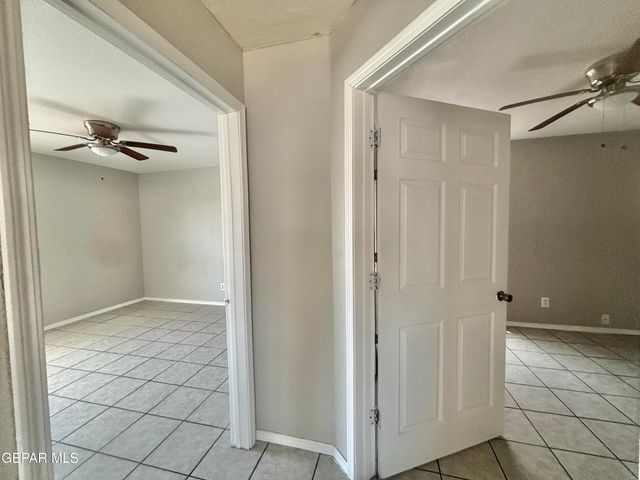 10281 Valle Del Mar Drive, Socorro, TX 79927