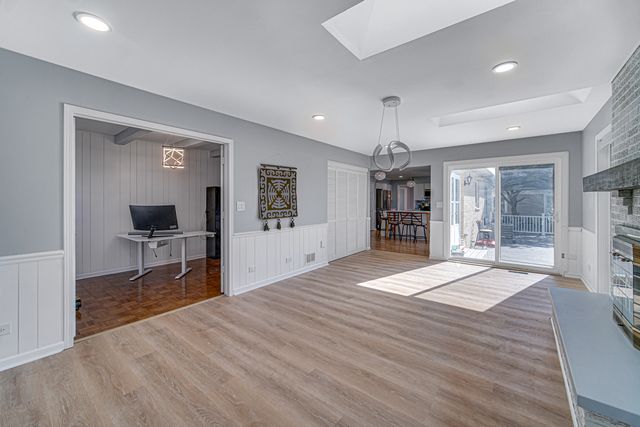1623 W Bray Court, Arlington Heights, IL 60005