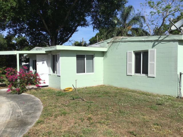 364 Johnston Street, Fort Pierce, FL 34982