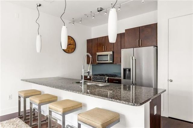 200 N Highland Avenue NE 207, Atlanta, GA 30307