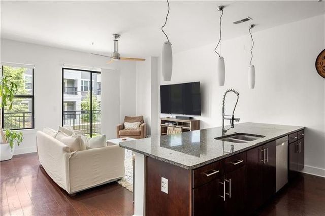 200 N Highland Avenue NE 207, Atlanta, GA 30307