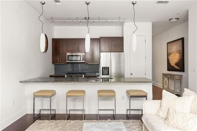 200 N Highland Avenue NE 207, Atlanta, GA 30307