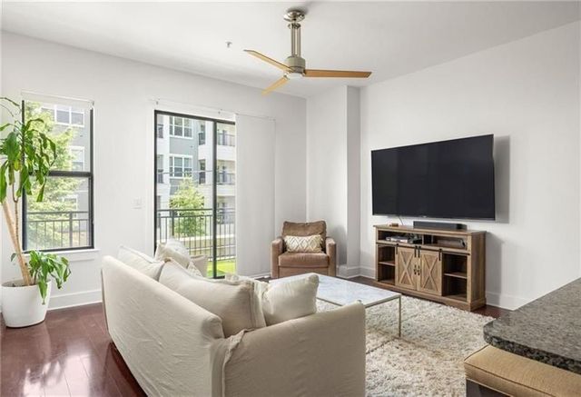 200 N Highland Avenue NE 207, Atlanta, GA 30307