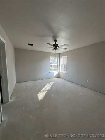 3308 Seabiscuit, Durant, OK 74701