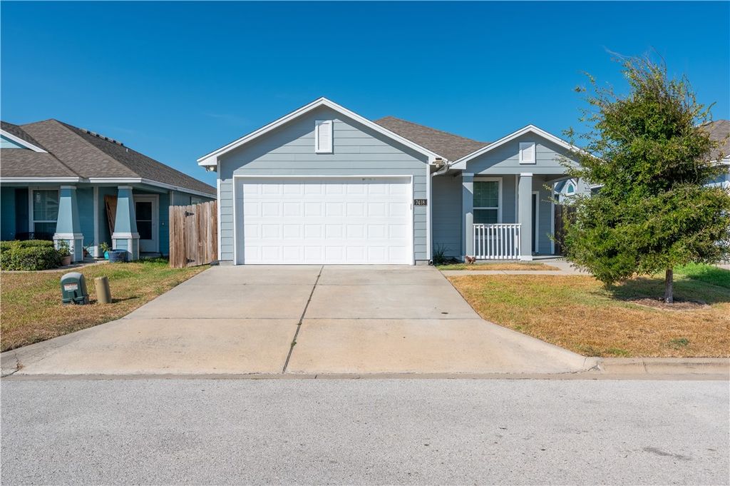7418 Russ, Corpus Christi, TX 78414