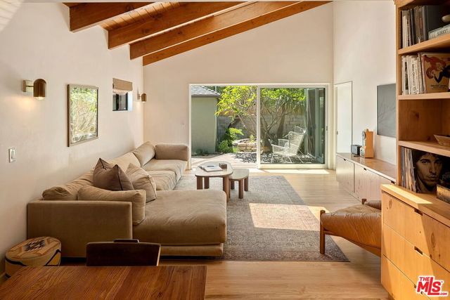 3525 Mclaughlin Avenue, Los Angeles, CA 90066