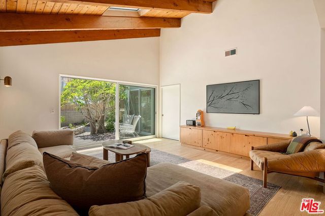 3525 Mclaughlin Avenue, Los Angeles, CA 90066
