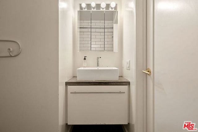 3525 Mclaughlin Avenue, Los Angeles, CA 90066