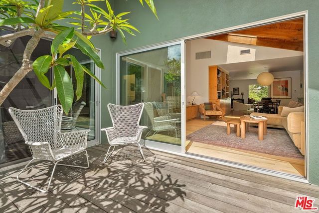 3525 Mclaughlin Avenue, Los Angeles, CA 90066