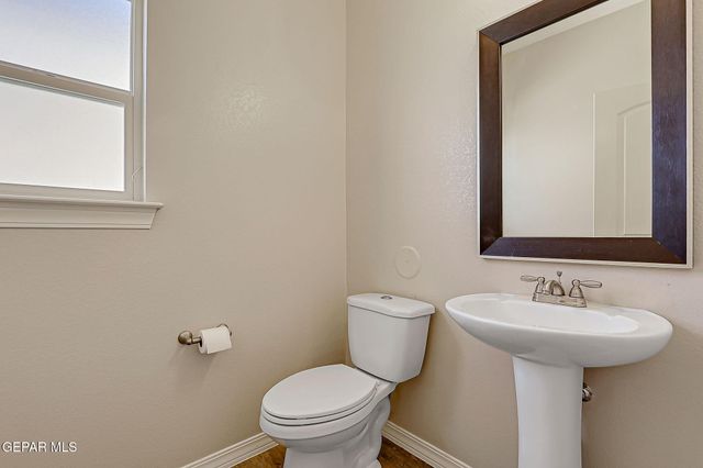 2808 TIERRA DE MOYO Place, El Paso, TX 79938