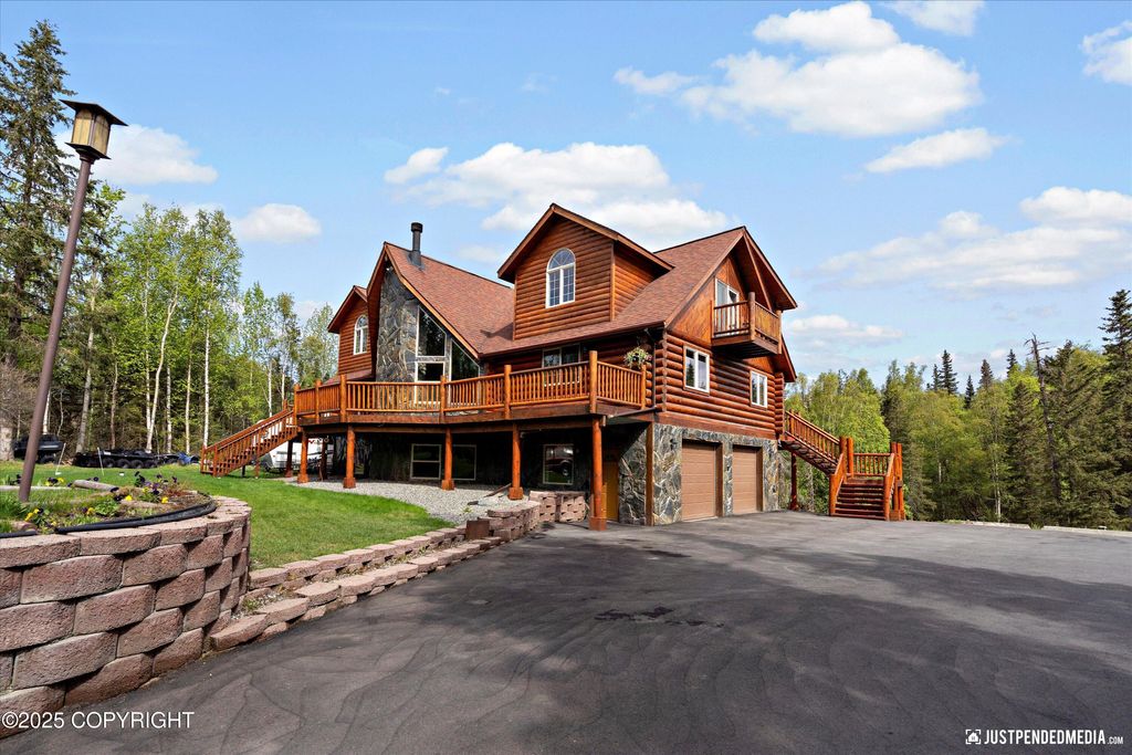 4601 E 104th Avenue, Anchorage, AK 99507