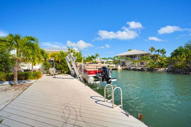 16640 Cypress Road, Sugarloaf Key, FL 33042