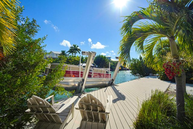 16640 Cypress Road, Sugarloaf Key, FL 33042