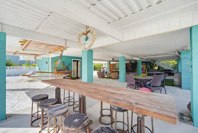 16640 Cypress Road, Sugarloaf Key, FL 33042