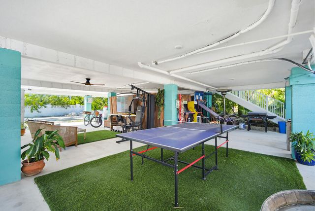 16640 Cypress Road, Sugarloaf Key, FL 33042