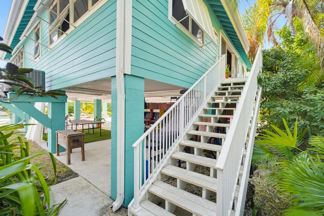 16640 Cypress Road, Sugarloaf Key, FL 33042