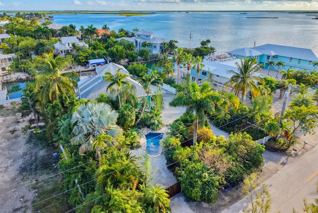 16640 Cypress Road, Sugarloaf Key, FL 33042