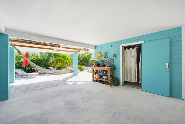 16640 Cypress Road, Sugarloaf Key, FL 33042