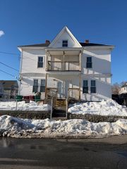 195-197 Ludlam St 2, Lowell, MA 01850