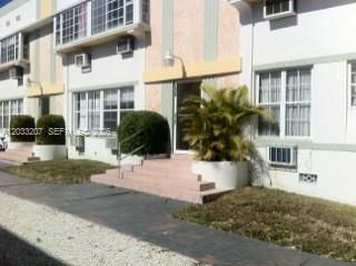 1612 Drexel Avenue 8, Miami Beach, FL 33139
