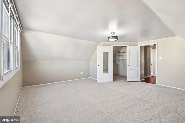 4428 MIDDLE RIDGE DR, Fairfax, VA 22033