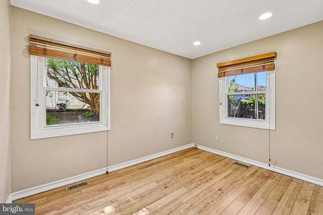4428 MIDDLE RIDGE DR, Fairfax, VA 22033