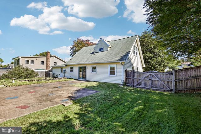 4428 MIDDLE RIDGE DR, Fairfax, VA 22033