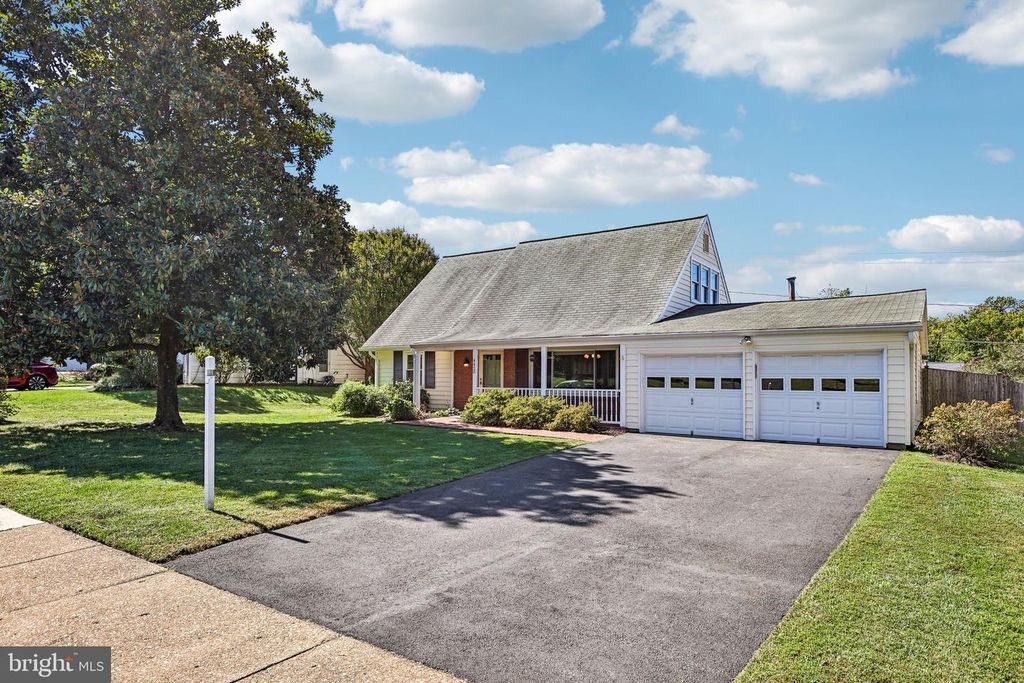 4428 MIDDLE RIDGE DR, Fairfax, VA 22033