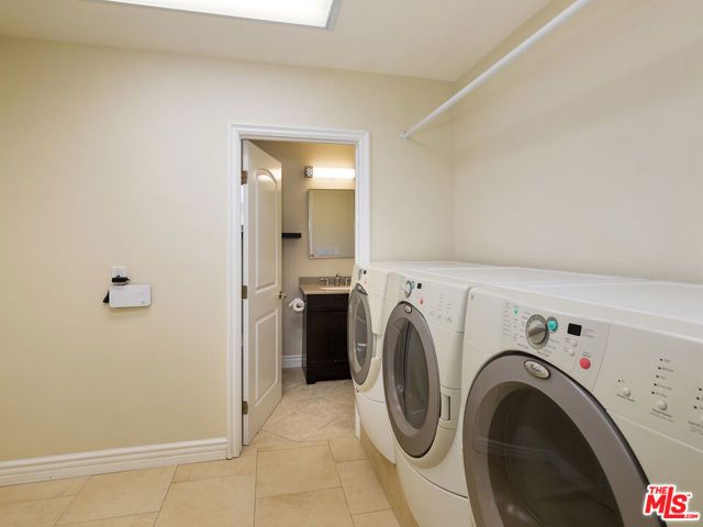 1563 W 218th Street, Torrance, CA 90501