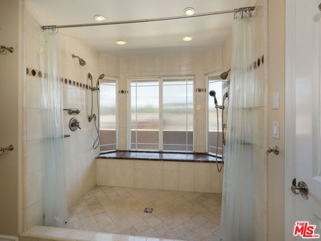 1563 W 218th Street, Torrance, CA 90501