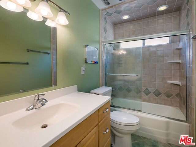 1563 W 218th Street, Torrance, CA 90501