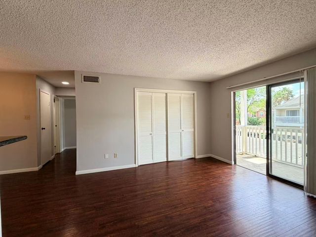 2750 Holly Hall Street, Houston, TX 77054