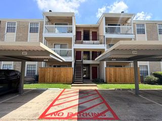 2750 Holly Hall Street, Houston, TX 77054