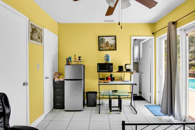 1650 NW 1ST Way, Pompano Beach, FL 33060