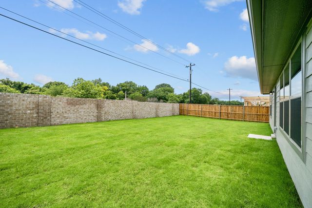 515 Forest Haven Drive, Van Alstyne, TX 75495