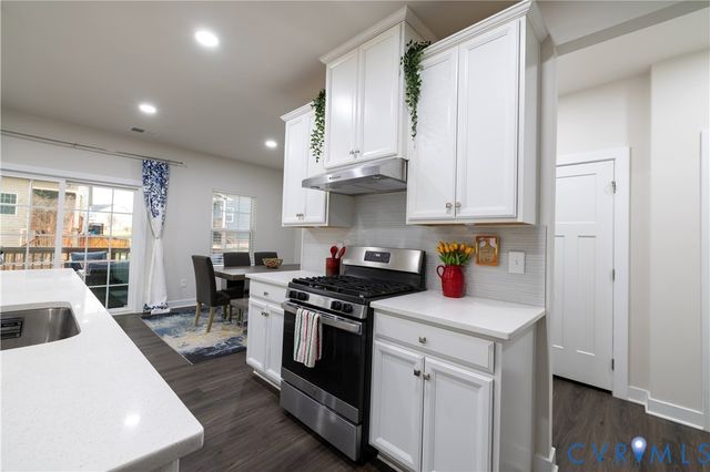 9236 Fairfield Farm Ct, Mechanicsville, VA 23116