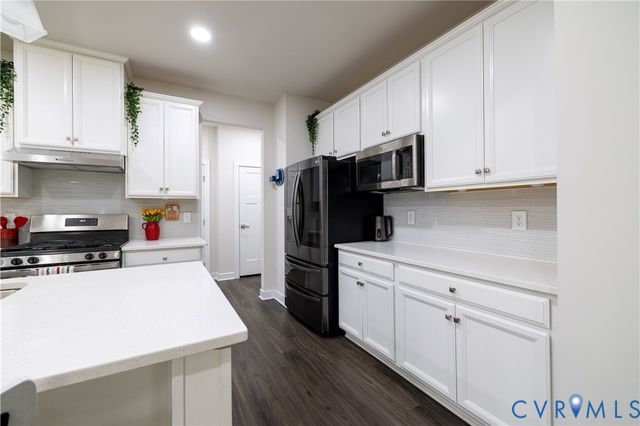 9236 Fairfield Farm Ct, Mechanicsville, VA 23116