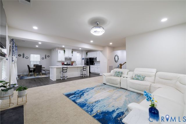 9236 Fairfield Farm Ct, Mechanicsville, VA 23116